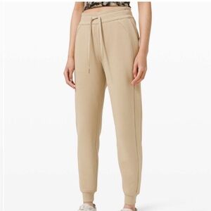Lululemon high rise scuba joggers